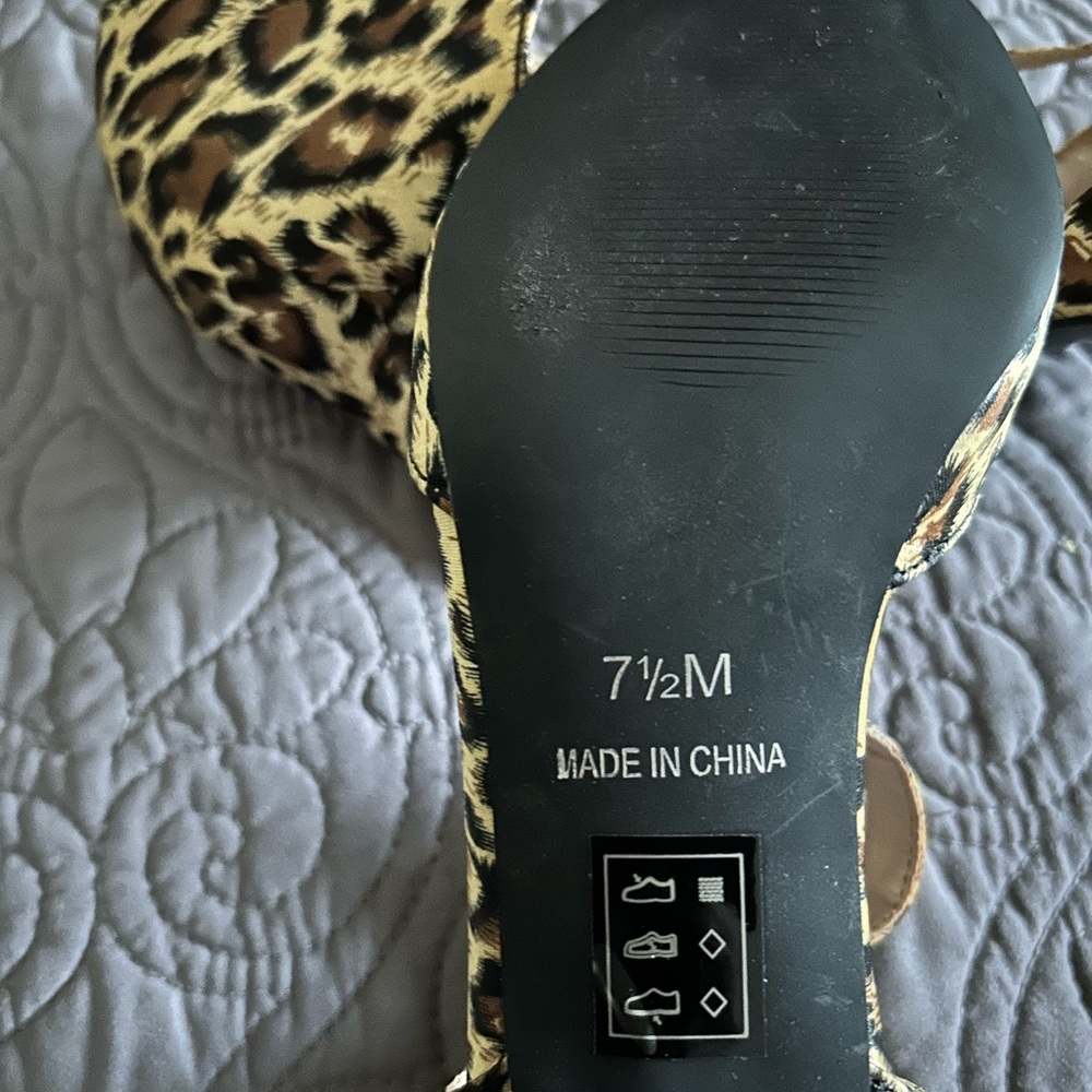 Shoes - Picture 2 of 2